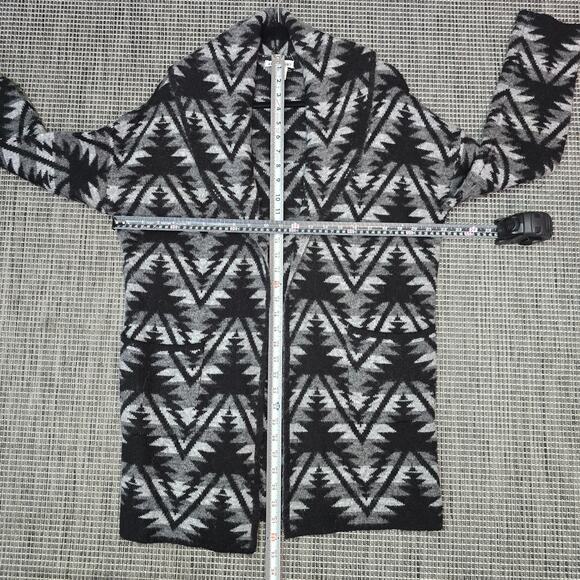 Artisan NY Wool Cardigan Womens Small Grey Black South Western Aztec Equestrian - Picture 5 of 10